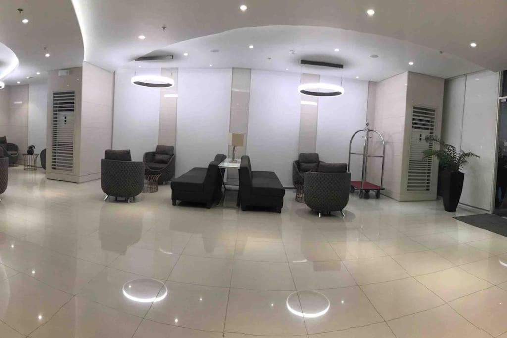 Trig Place At Grace Residence In Taguig City Manila Exterior foto